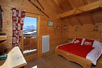 Chalet Jardin d'Hiver - slaapkamer met balkon